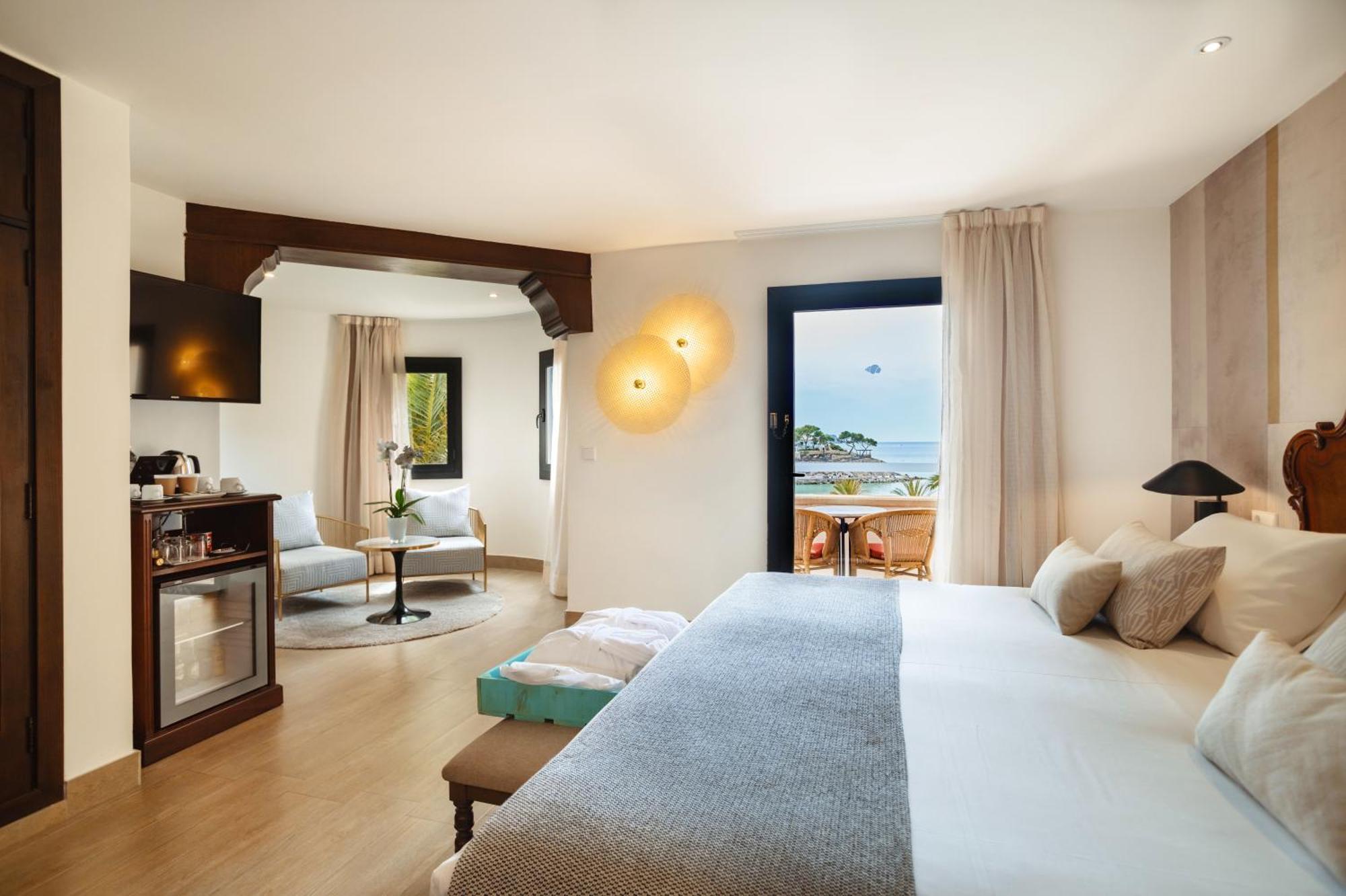 Secrets Mallorca Villamil Resort & Spa - Adults Only Peguera Luaran gambar A room at the hotel