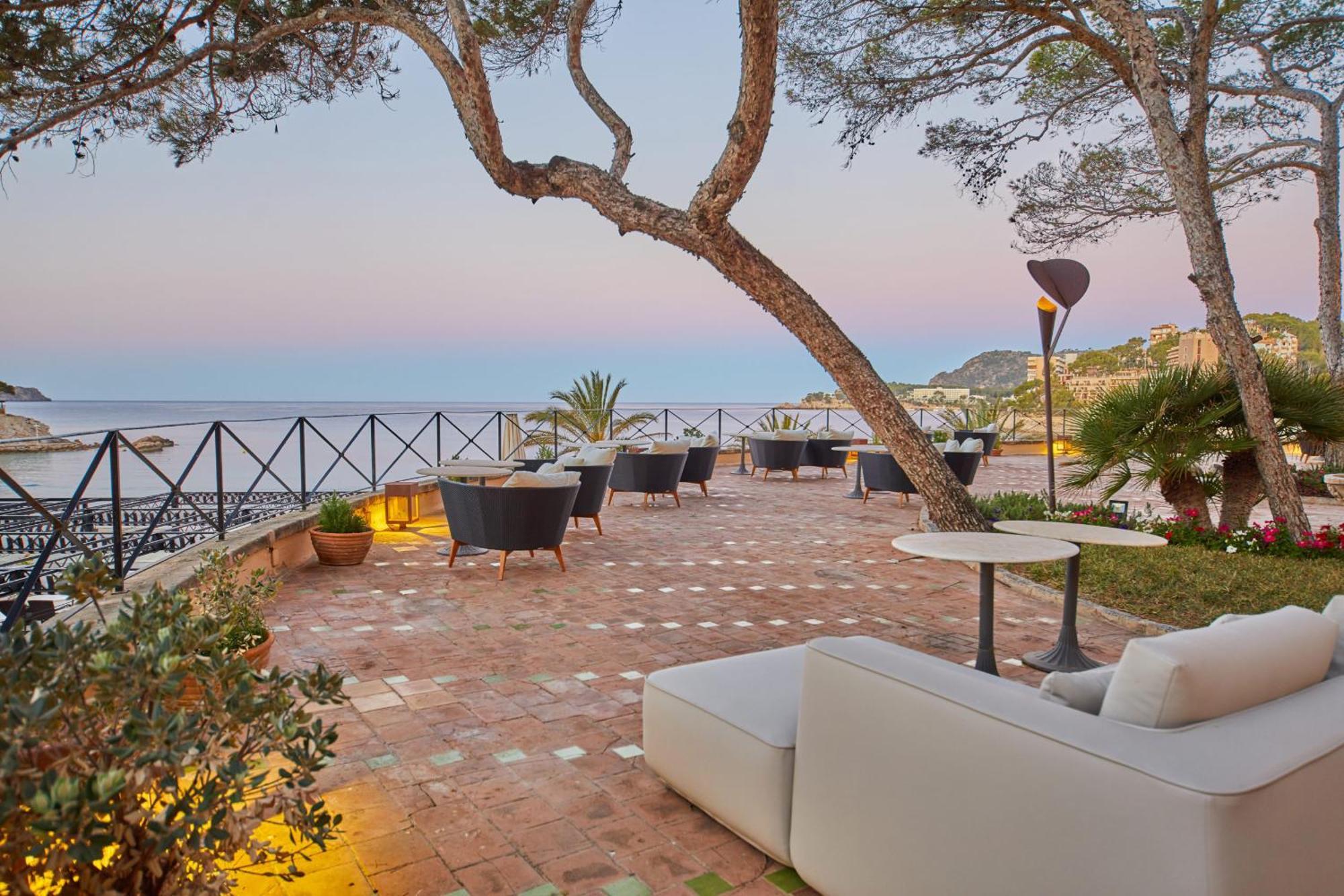 Secrets Mallorca Villamil Resort & Spa - Adults Only Peguera Luaran gambar The hotel's terrace